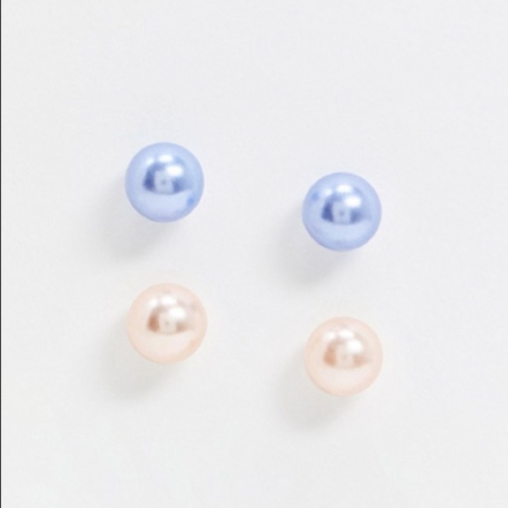 🔵 Set of 2 Pearl Earrings ⚪️